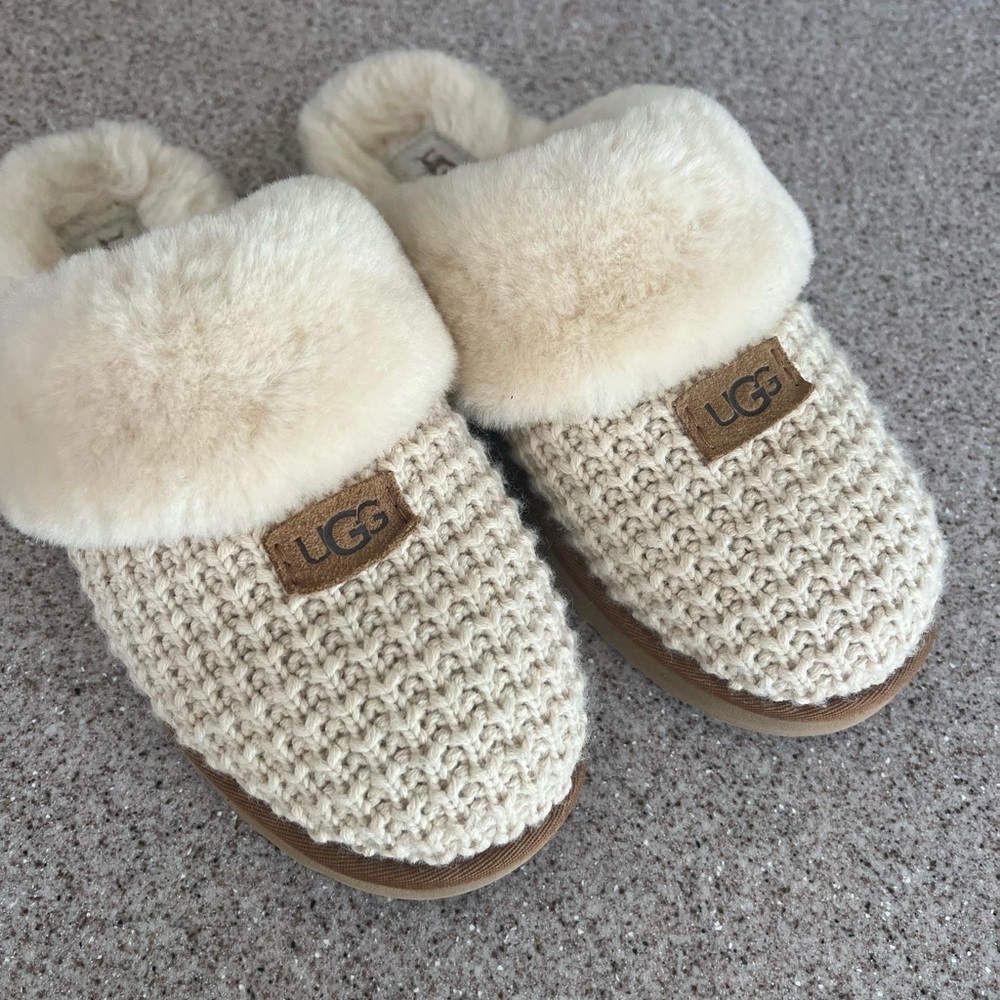 UGG women’s slippers